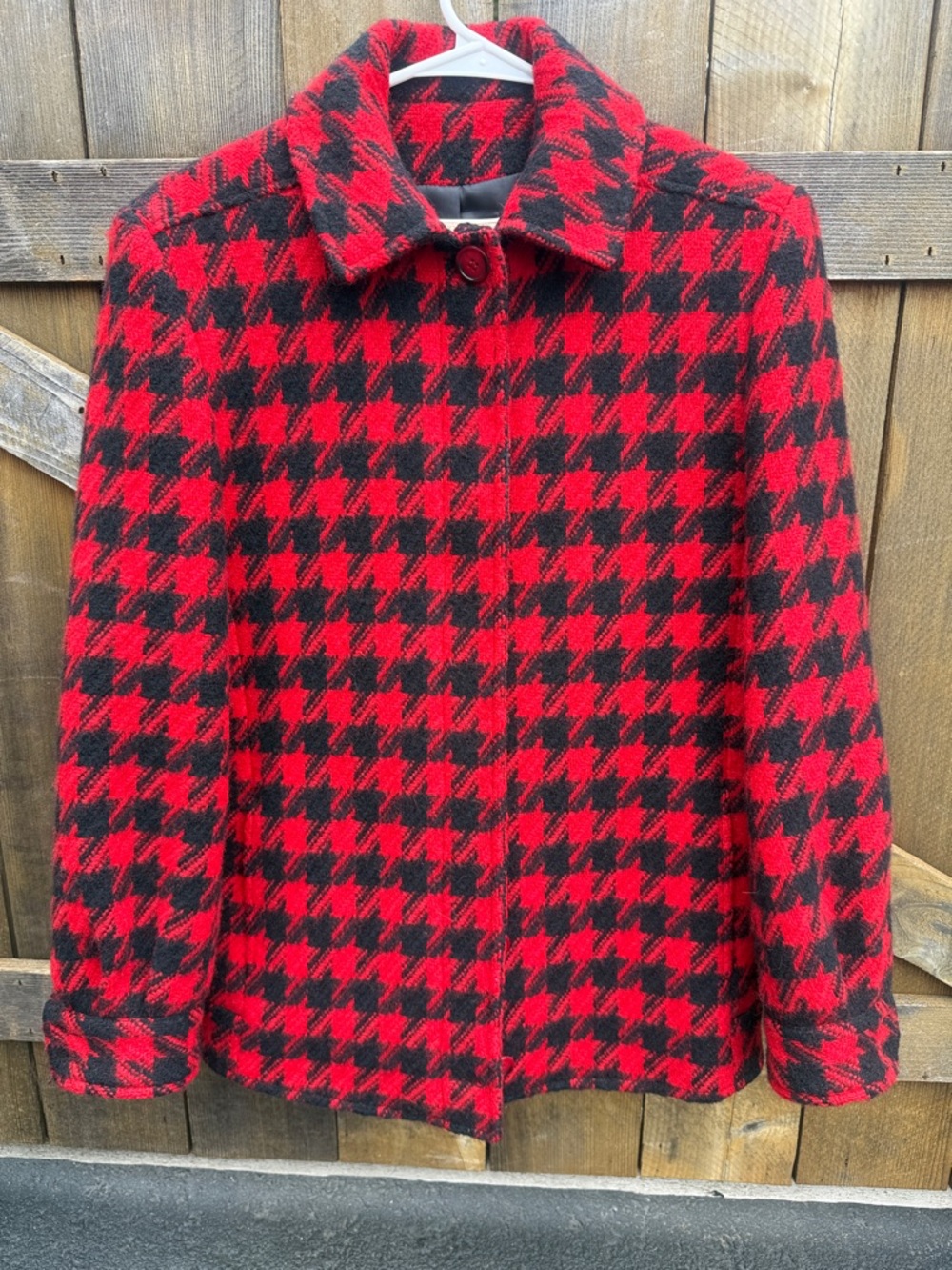 Vintage Pendleton Red & Black Houndstooth Women's Size 6 Coat Wool